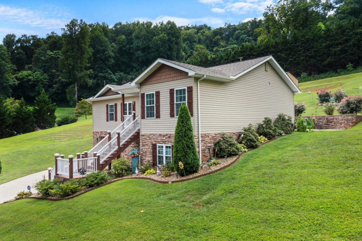 180 OWENS DR, ROCKY TOP, TN 37769, photo 1 of 44